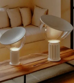 Taccia Bordlampe, mat hvid