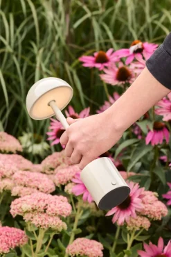 Taten Portable batterilampe / bordlampe, sand