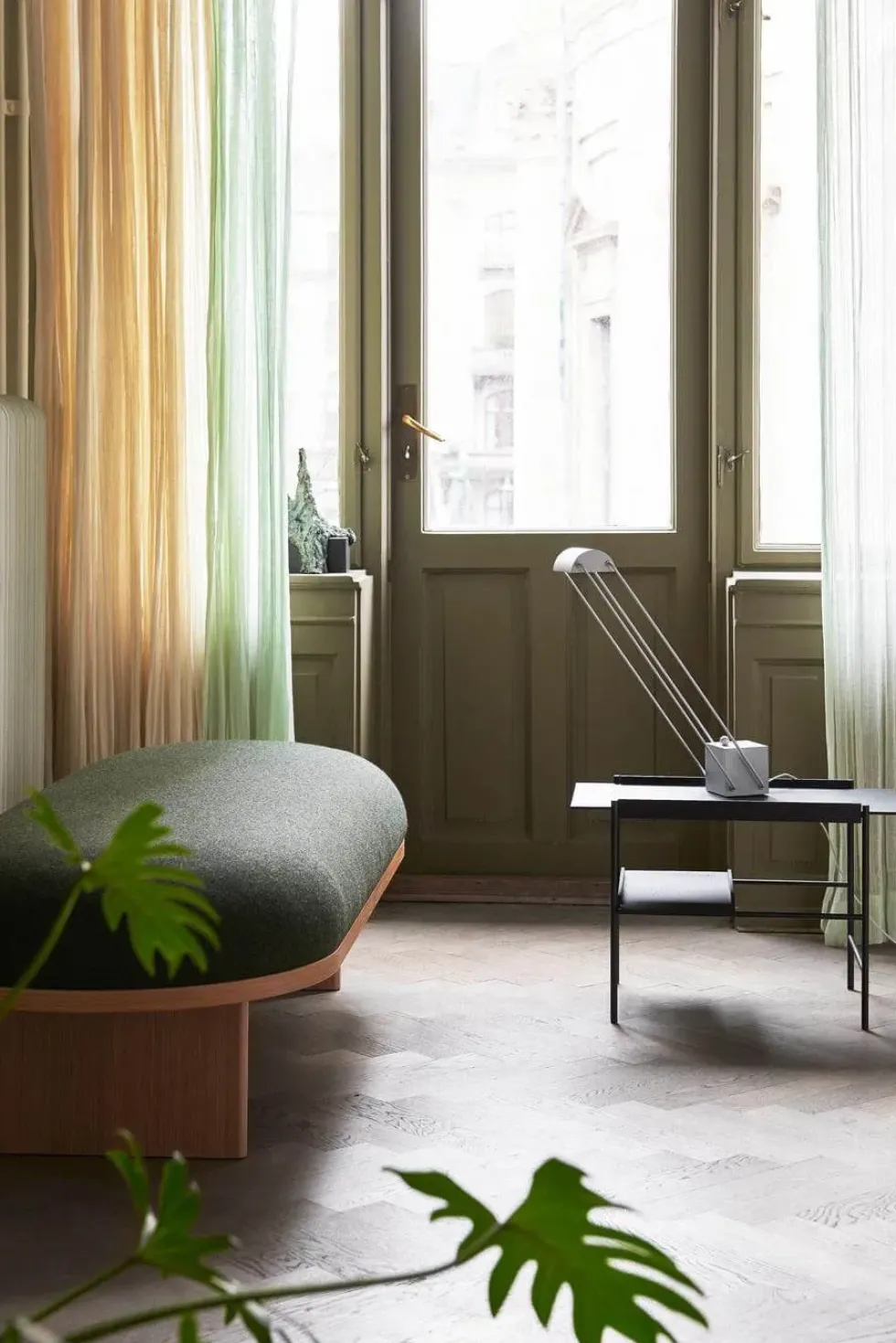 Tokio bordlampe, askegrå