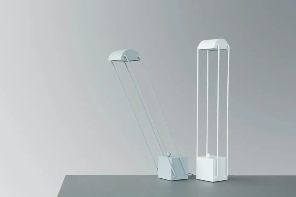 Tokio bordlampe, askegrå