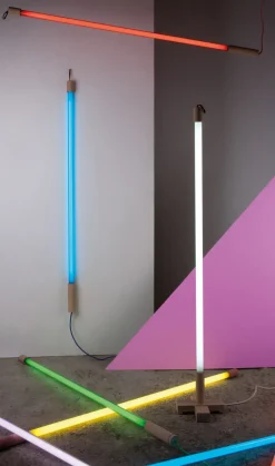 Træbase til Linea-lampen fra Seletti