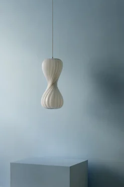 TR7 pendel, plastik/hvid, 25 x 55 cm