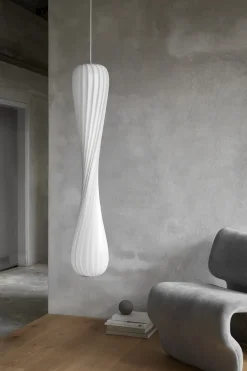 TR7 pendel, plastik/hvid, 25 x 145 cm