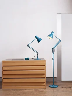 Type 75 bordlampe Margaret Howell, saxon blue