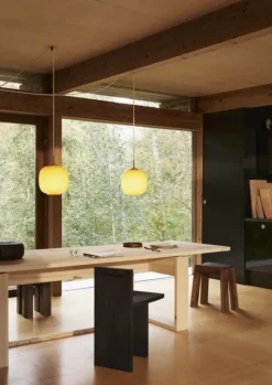 VL45 Radiohus Ø25 pendel, messing/amber