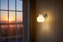 VL Ringkrone 1 væglampe u. ledning/kontakt, messing/blank opal
