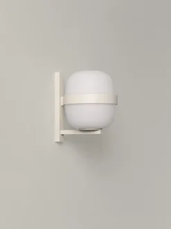 Wally Cestita væglampe, metallic hvid
